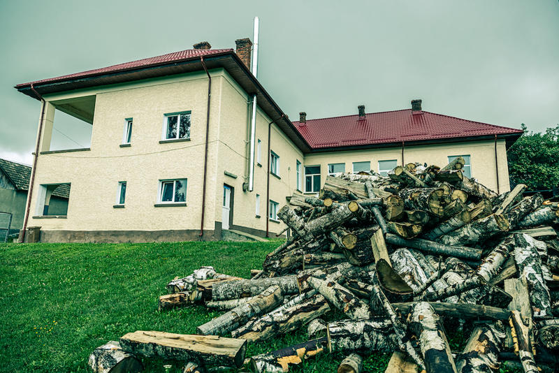 Scoala Ladauti, Covasna, Foto: OLX