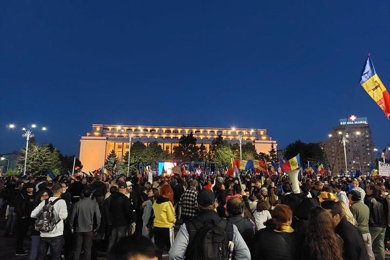 Protest în fața Palatului Victoria, Foto: Hotnews