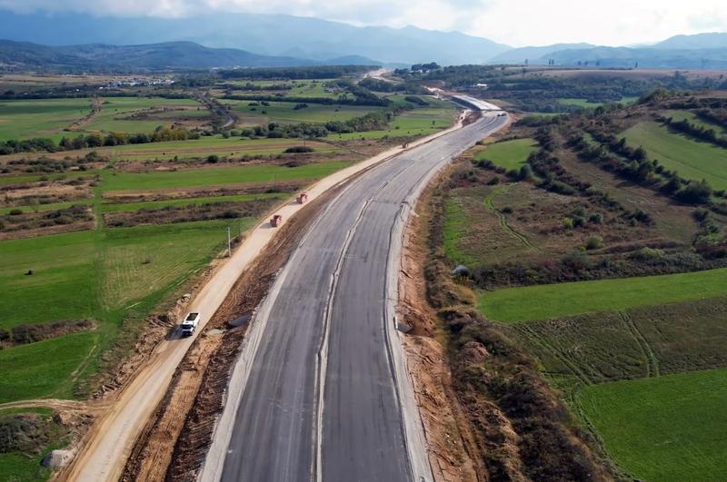 Lucrari pe oprima sectiune din Autostrada A1 Sibiu - Pitesti, Foto: Captura YouTube