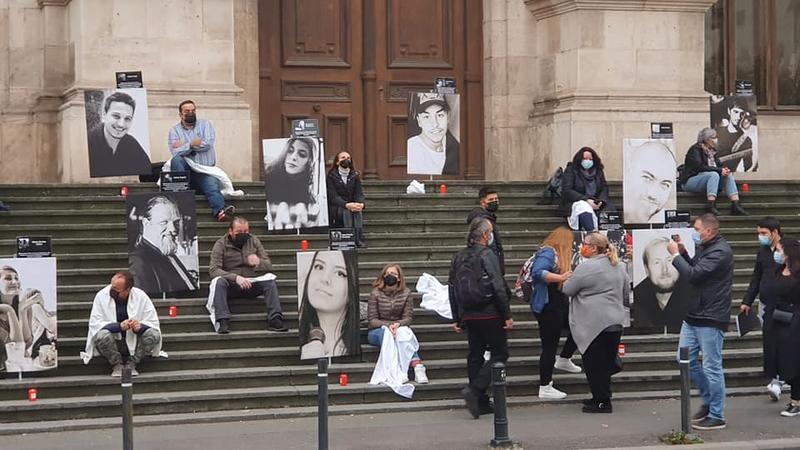 Colectiv, protest pe treptele Curtii de Apel Bucuresti, Foto: Facebook Eugen Iancu