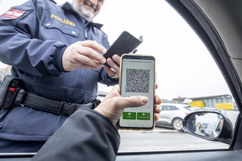 Control Coronapas in Austria, Foto: Erwin Scheriau / AFP / Profimedia Images