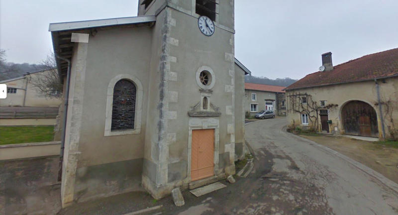 Familia traia in satul Courcelles-sous-Chatenois, Foto: Google Street View