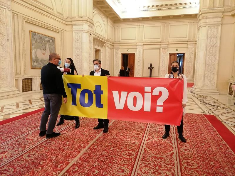 Protest Parlament, Foto: Hotnews