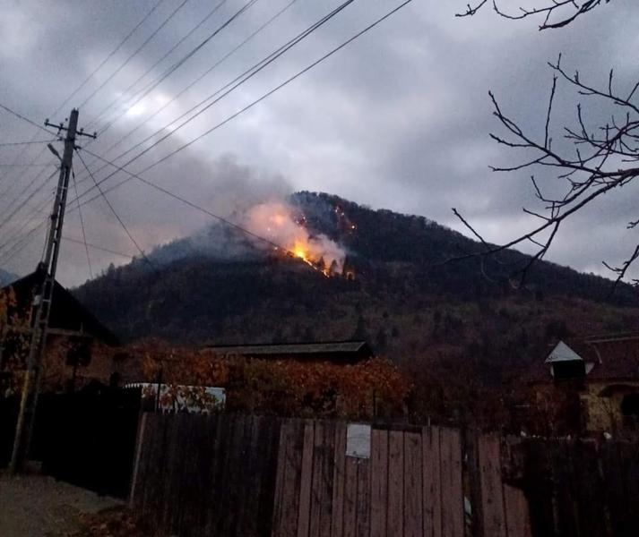 Incendiu -ISU Bacau, Foto: Hotnews