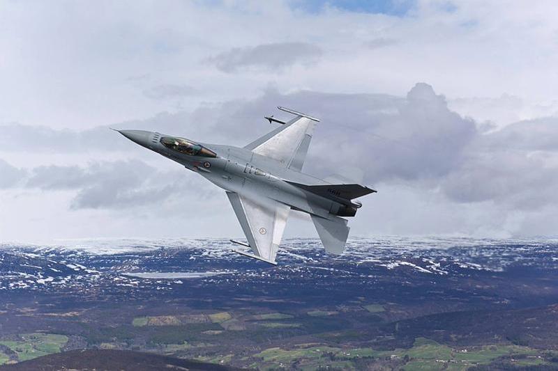 Avion F-16 al Norvegiei, Foto: RNoAF