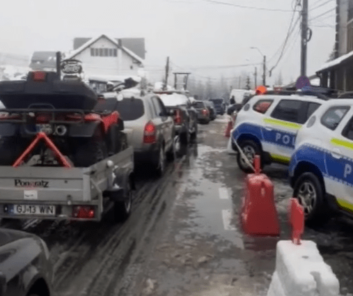 Coloane de masini Ranca, Foto: Captura video