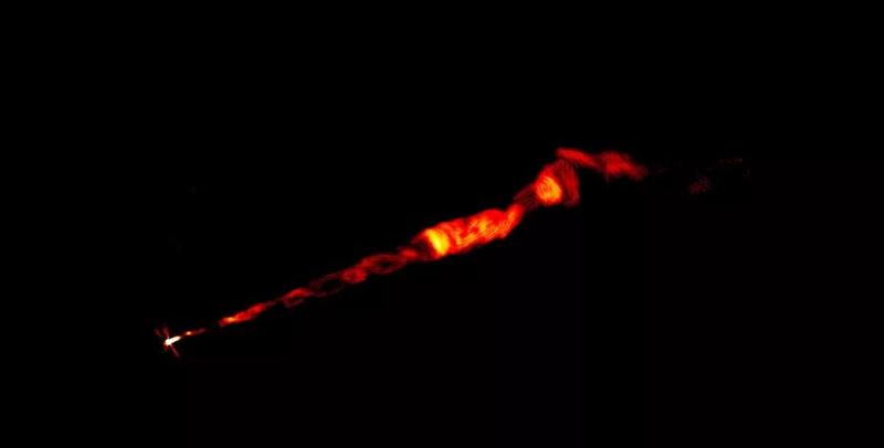 Fotografia facuta de astronomi, Foto: Pasetto et al., Sophia Dagnello, NRAO/AUI/NSF