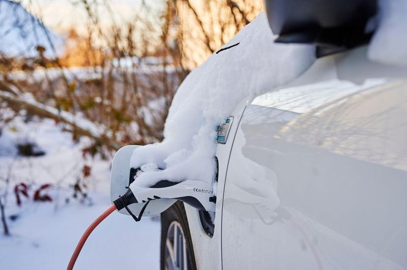 Masina electrica in timpul iernii, Foto: Mickis Fotowelt / Alamy / Profimedia Images