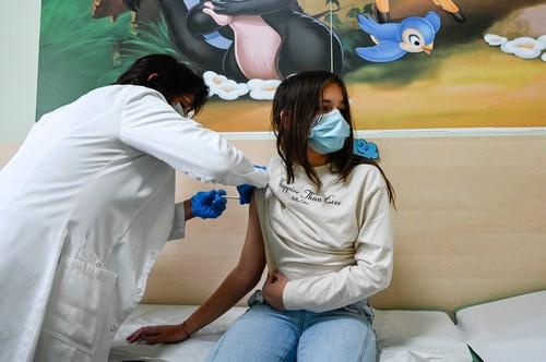 Vaccinare, Foto: Profimedia Images / Nikolay DOYCHINOV / Arhiva AFP