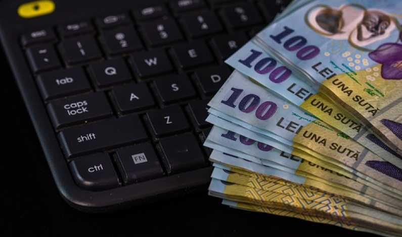 bani-lei-calculator, Foto: Dreamstime.com