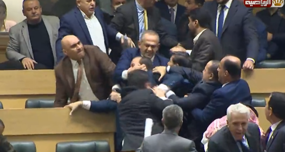 deputati din Iordania batandu-se in Parlament, Foto: Captura video