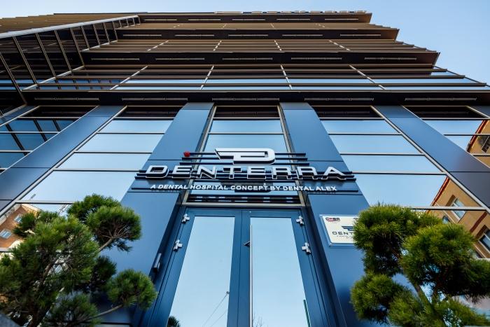 Primul spital stomatologic din regiune, DENTERRA International Dental Hospital by DENTAL ALEX s-a deschis astăzi la Brașov, Foto: DENTAL ALEX