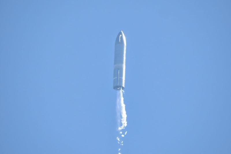 Testarea unei componente Starship, Foto: Ztiger, Dreamstime.com