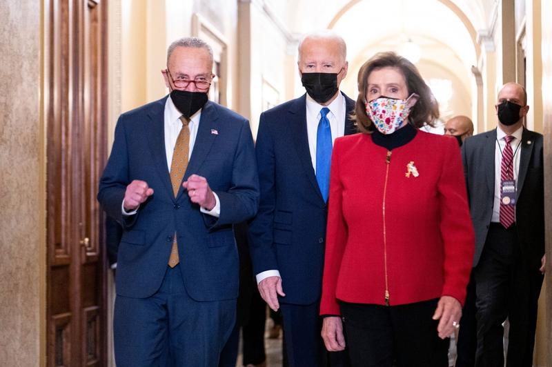 Nancy Pelosi si Chuck Schumer alaturi de presedintele Joe Biden, Foto: Shutterstock Editorial / Profimedia Images