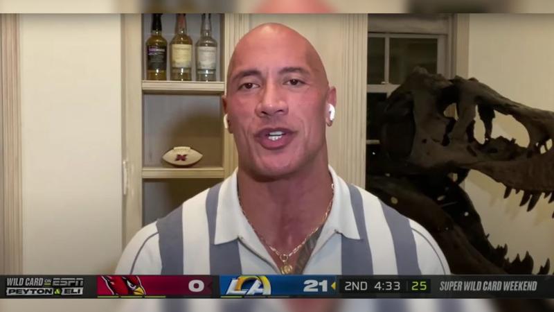 Wayne „The Rock” Johnson alaturi de craniul lui Stan, Foto: Captura YouTube