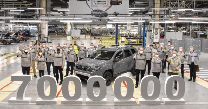 Masina Dacia cu numarul 7 milioane, Foto: Dacia