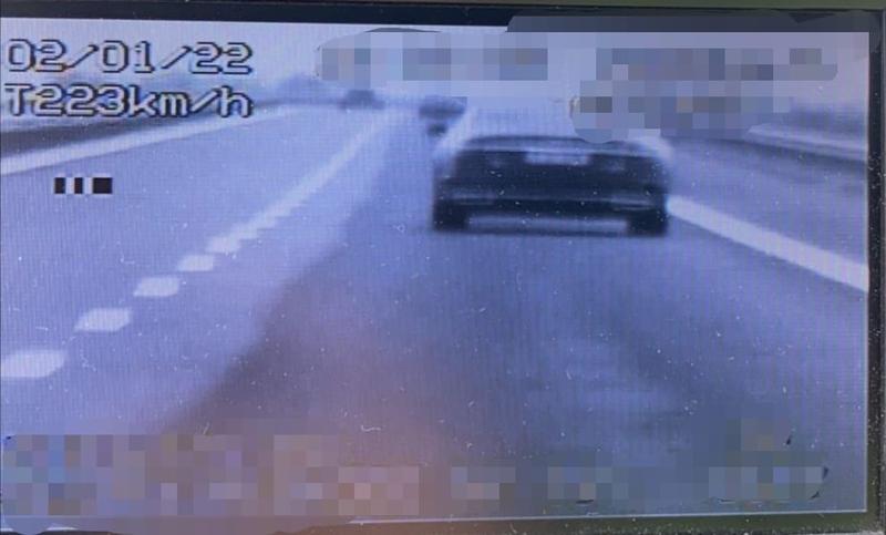 Masina rulând pe A1 cu 223 de kilometri la ora, Foto: IGPR