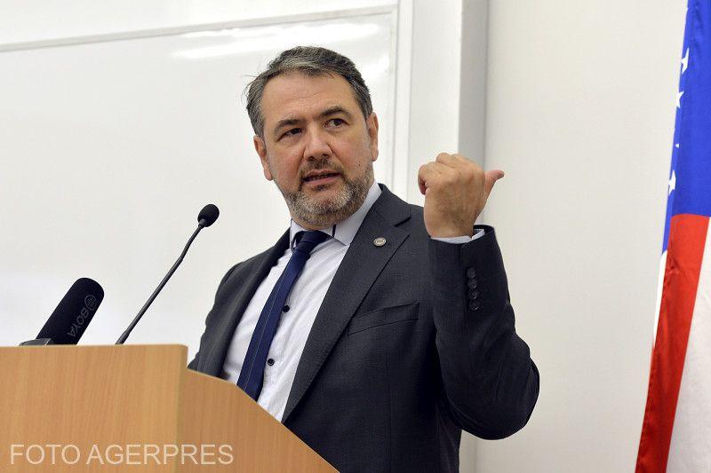 Ministrul propus al Educației, Sorin Costreie, despre acuzațiile de plagiat la colegul Radu Marinescu