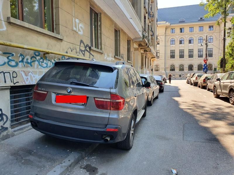 Parcare pe trotuar Bucuresti 1, Foto: Hotnews