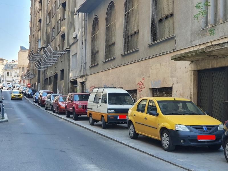 Parcare pe trotuar Bucuresti 3, Foto: Hotnews