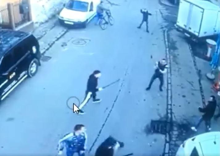 Bataie pe strada in Lugoj, Foto: Captura Facebook