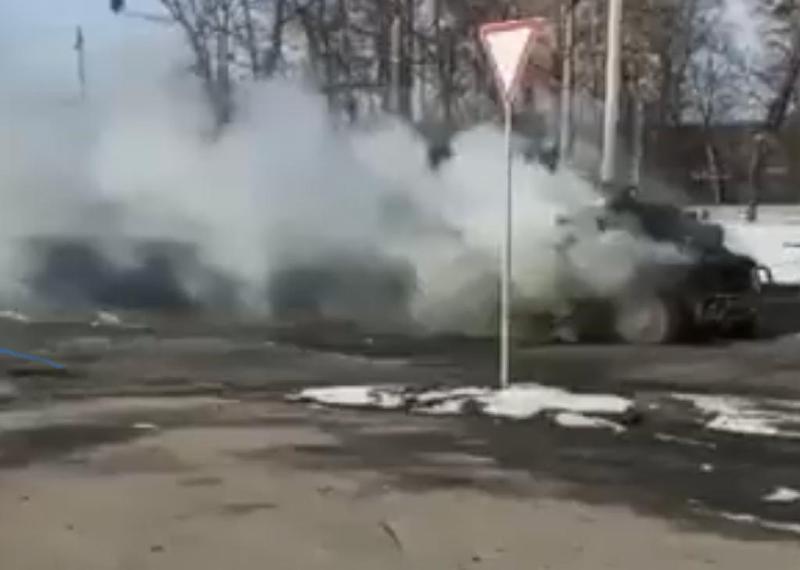 Tanc rusesc pe strazile din Harkiv, 27 februarie, Foto: Captura