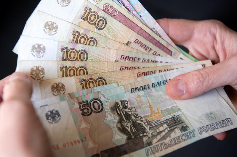 Bancile din R. Moldova nu mai primesc ruble, Foto: Profimedia Images