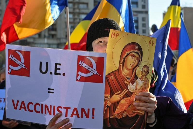 Protest anti-vaccin anti restrictii in Romania, Foto: Daniel MIHAILESCU / AFP / Profimedia