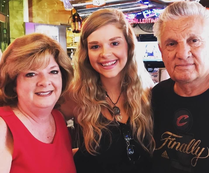 Familia Harvey , Foto: Arhiva personala