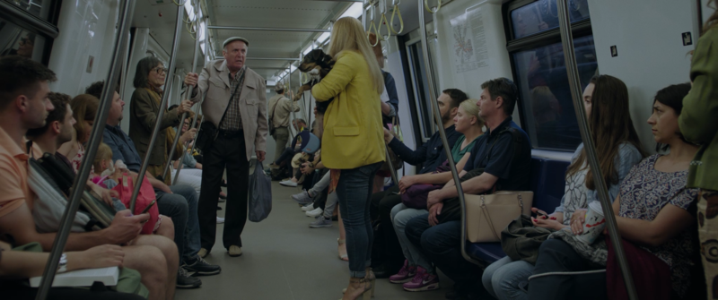 #dogpoopgirl, o satiră despre fake news , Foto: dogpoopgirl