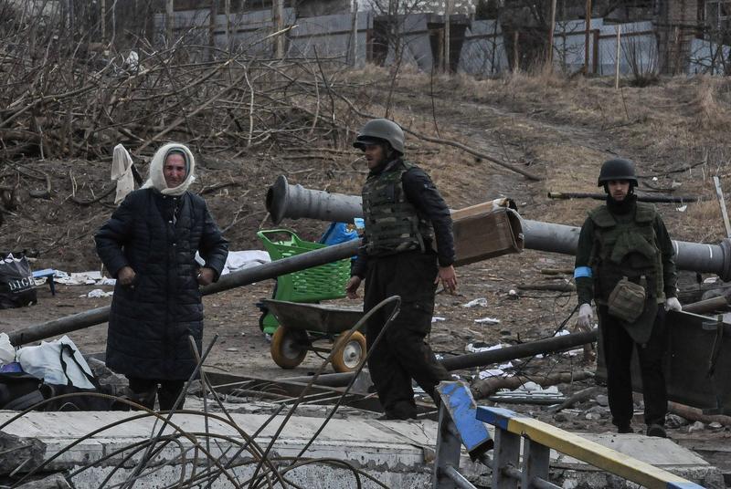 Trupele ucrainene rezista asaltului rusesc, Foto: Jonathan Alpeyrie / Sipa Press / Profimedia