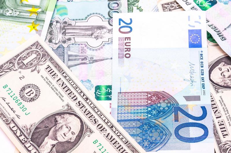 Ruble rusesti, euro si dolari, Foto: Olga Shliakhtina / Alamy / Profimedia Images