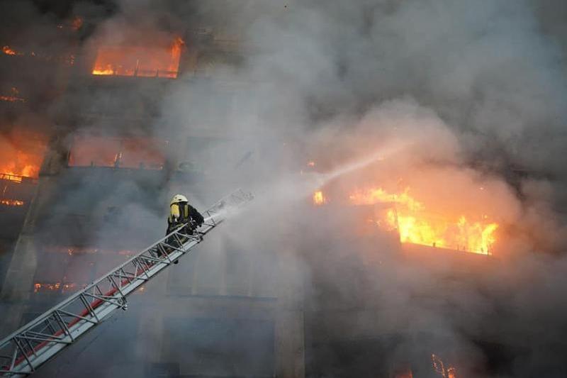 Bloc bombardat în Kiev, Foto: Serviciul ucrainean de urgenta