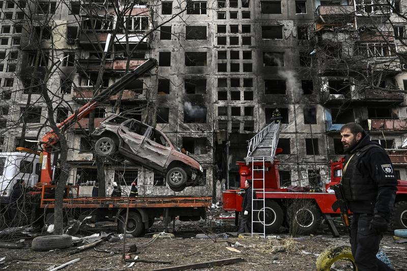 Kiev, dupa un bombardament rusesc, Foto: Aris Messinis / AFP / Profimedia Images