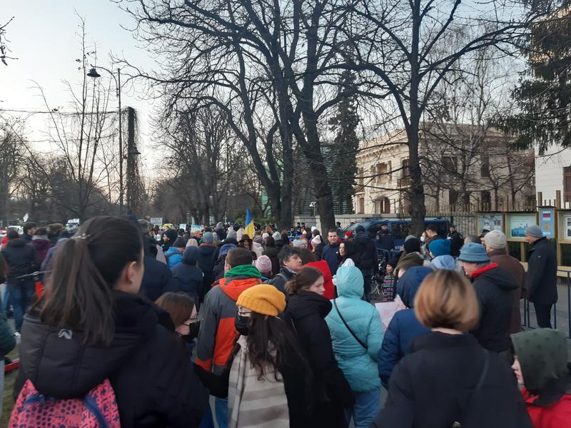 Protest în fața Ambasadei Rusiei, Foto: Hotnews