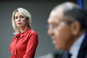 MAE rus: Purtătoarea de cuvânt Maria Zaharova și ministrul Serghei Lavrov, Foto: Alexander Shcherbak / Sputnik / Profimedia