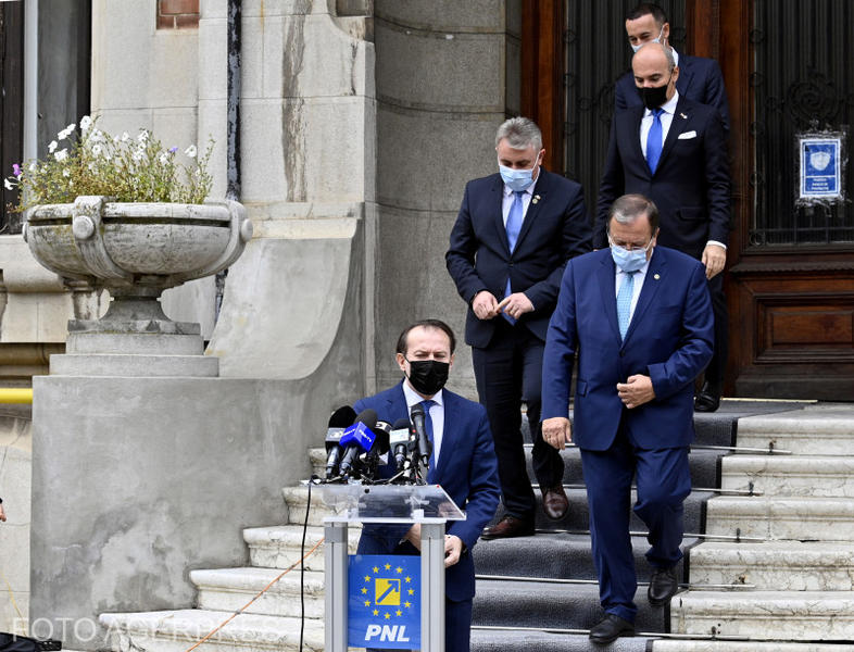 Florin Citu si prim-vicepresedintii PNL, Foto: AGERPRES