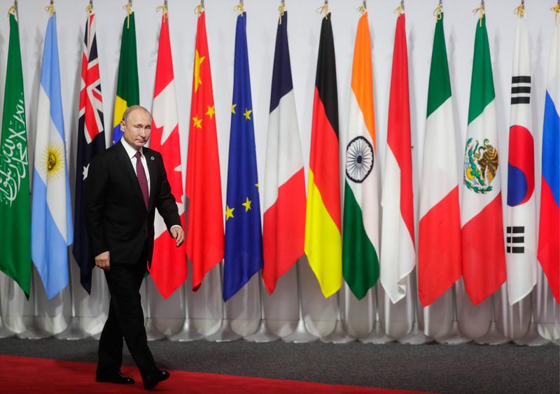 Vladimir Putin sosind la un summit G20, Foto: Mikhail Metzel / TASS / Profimedia Images
