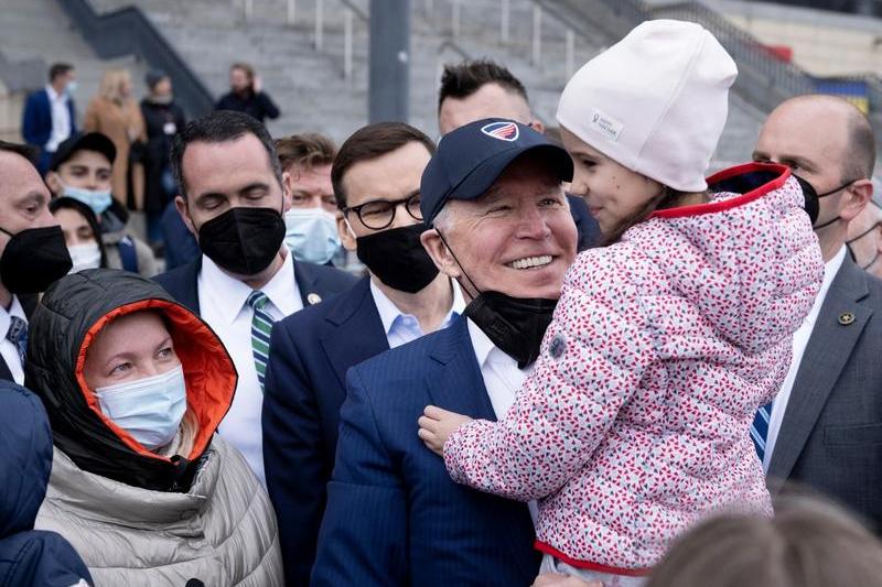 Joe Biden, cu refugiații ucraineni din Polonia, Foto: Brendan Smialowski / AFP / Profimedia