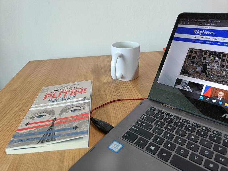 Carte Hai sa vorbim despre Putin! - Ce nu intelege Occidentul, Foto: Hotnews