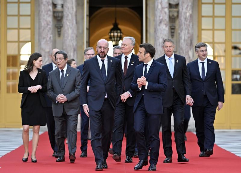Lideri europeni: Charles Michel, in primul rand, alaturi de Emmanuel Macron, Foto: Shutterstock Editorial / Profimedia Images