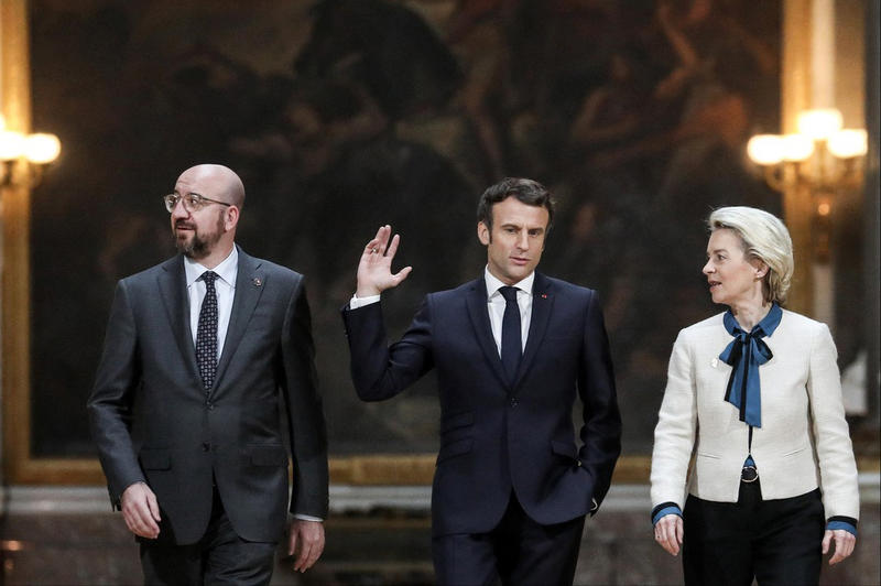 Charles Michel, Emmanuel Macron si Ursula von der Leyen, Foto: Stephane Lemouton / Bestimage / Profimedia