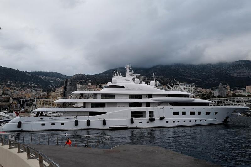 „Quantum Blue”, iahtul din Monaco al oligarhului rus Serghei Galitski, Foto: Valery HACHE / AFP / Profimedia