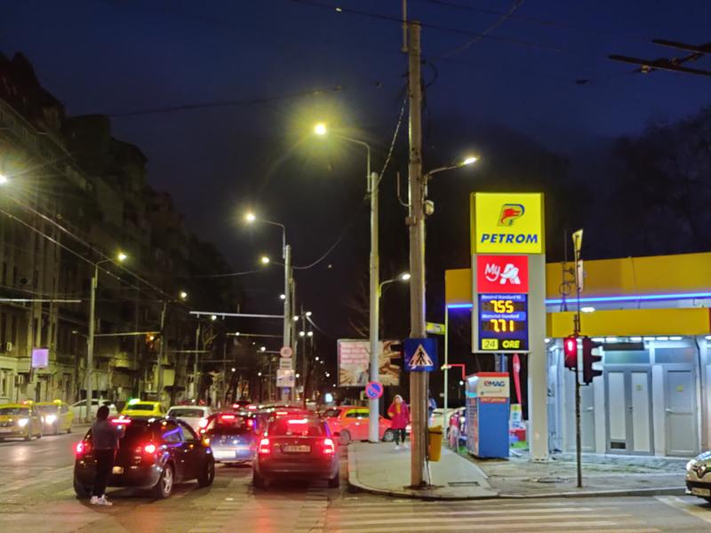 Coada la benzinarie Bucuresti, Foto: Hotnews