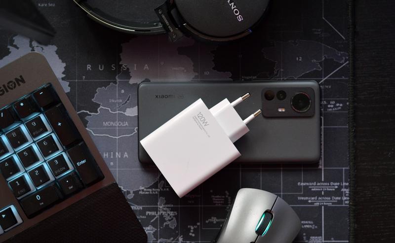 Încărcarea la 120W pe Xiaomi 12 Pro, Foto: Hotnews