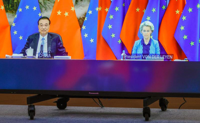 Li Keqiang si Ursula von der Leyen, Foto: Olivier Matthys / AFP / Profimedia