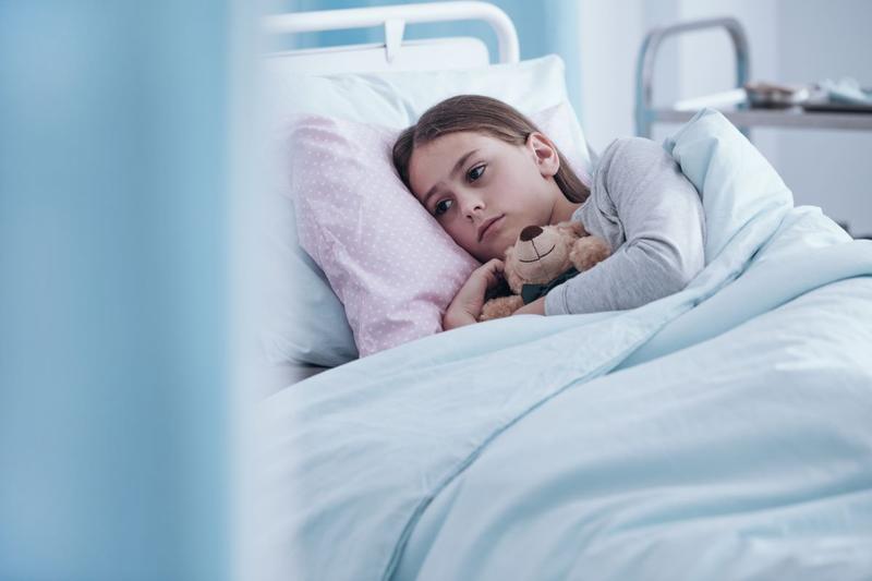 Lupta unei adolescente cu cancerul (fotografie ilustrativa), Foto: Shutterstock/ MedLife