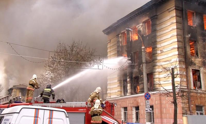 Incendiu la institutul de cercetari pentru aparare din Tver, Foto: Igor Stasyuk / TASS / Profimedia Images