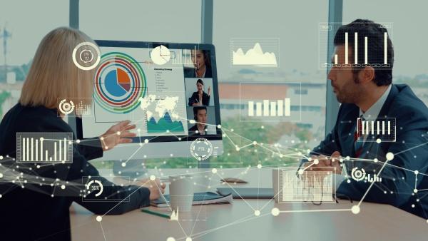 NN Direct, "libraria digitală" unde clienții pot verifica toate informațiile despre asigurări și pensii private, Foto: freepik.com