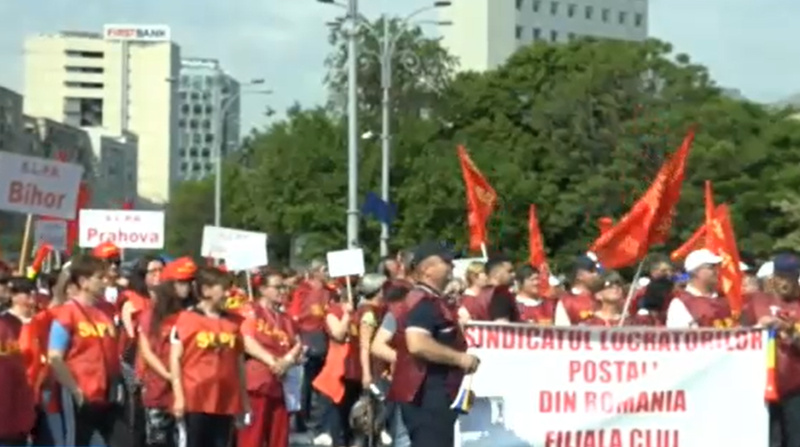 protest al postasilor in Piata Victoriei, Foto: Captura video